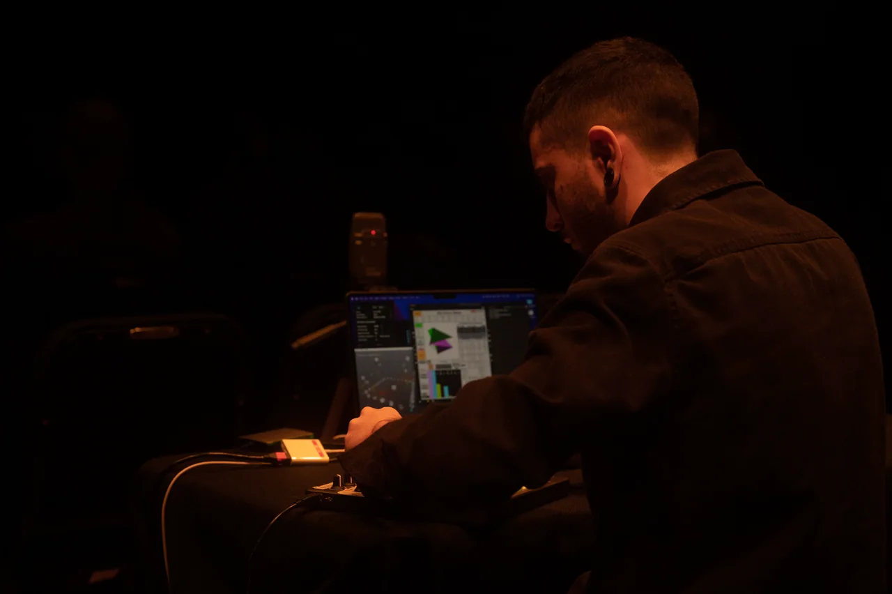 Qualia immersive performance